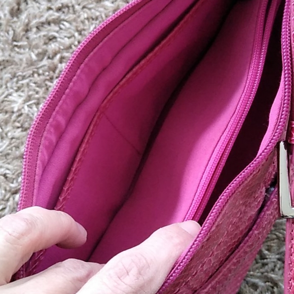 Etienne Aigner purse - Picture 5 of 12